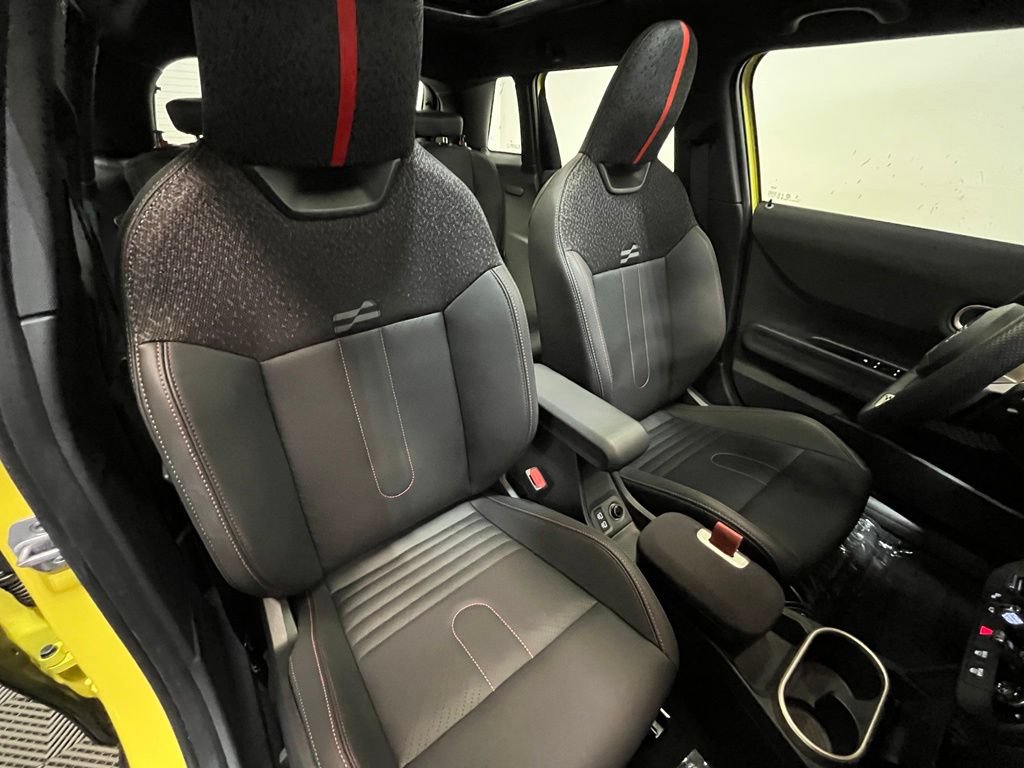Used 2025 MINI Cooper S FWD image 13