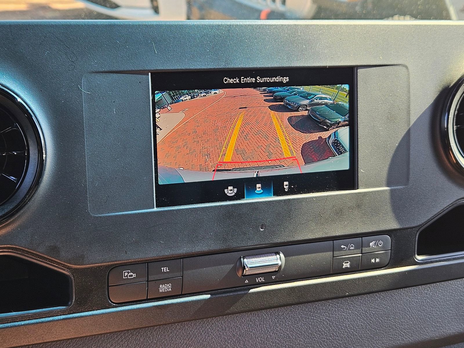 Used 2024 Mercedes-Benz Sprinter 3500 image 23