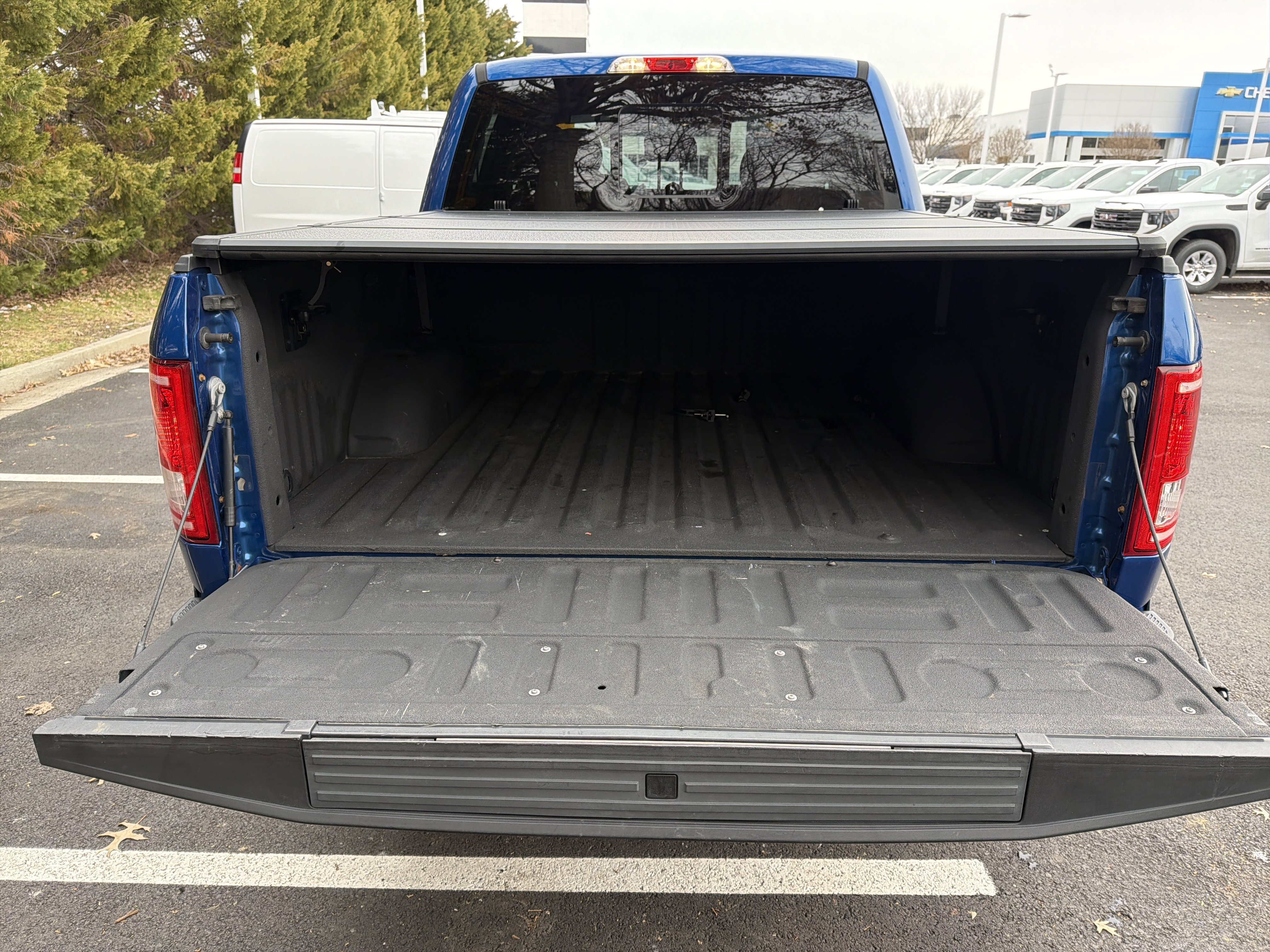 Used 2017 Ford F150 XLT w/ Equipment Group 302A Luxury image 30