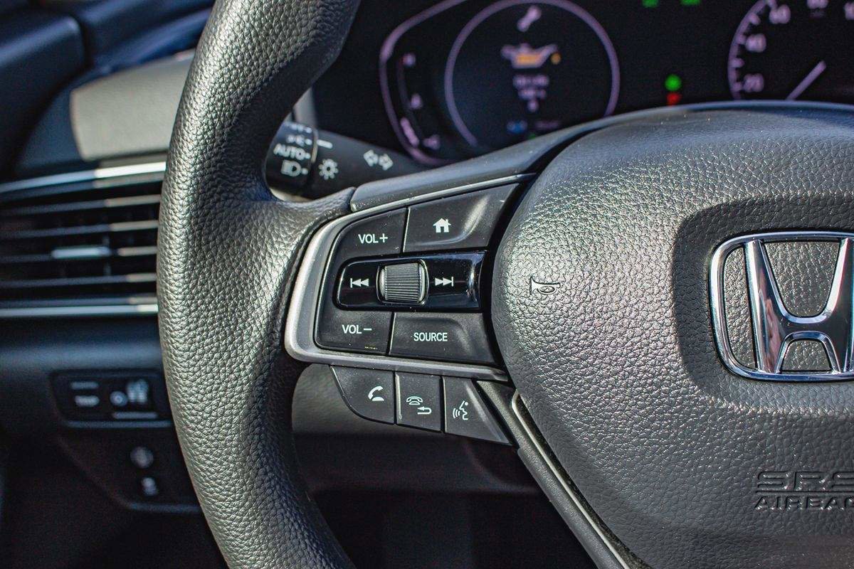 Used 2020 Honda Accord LX image 24