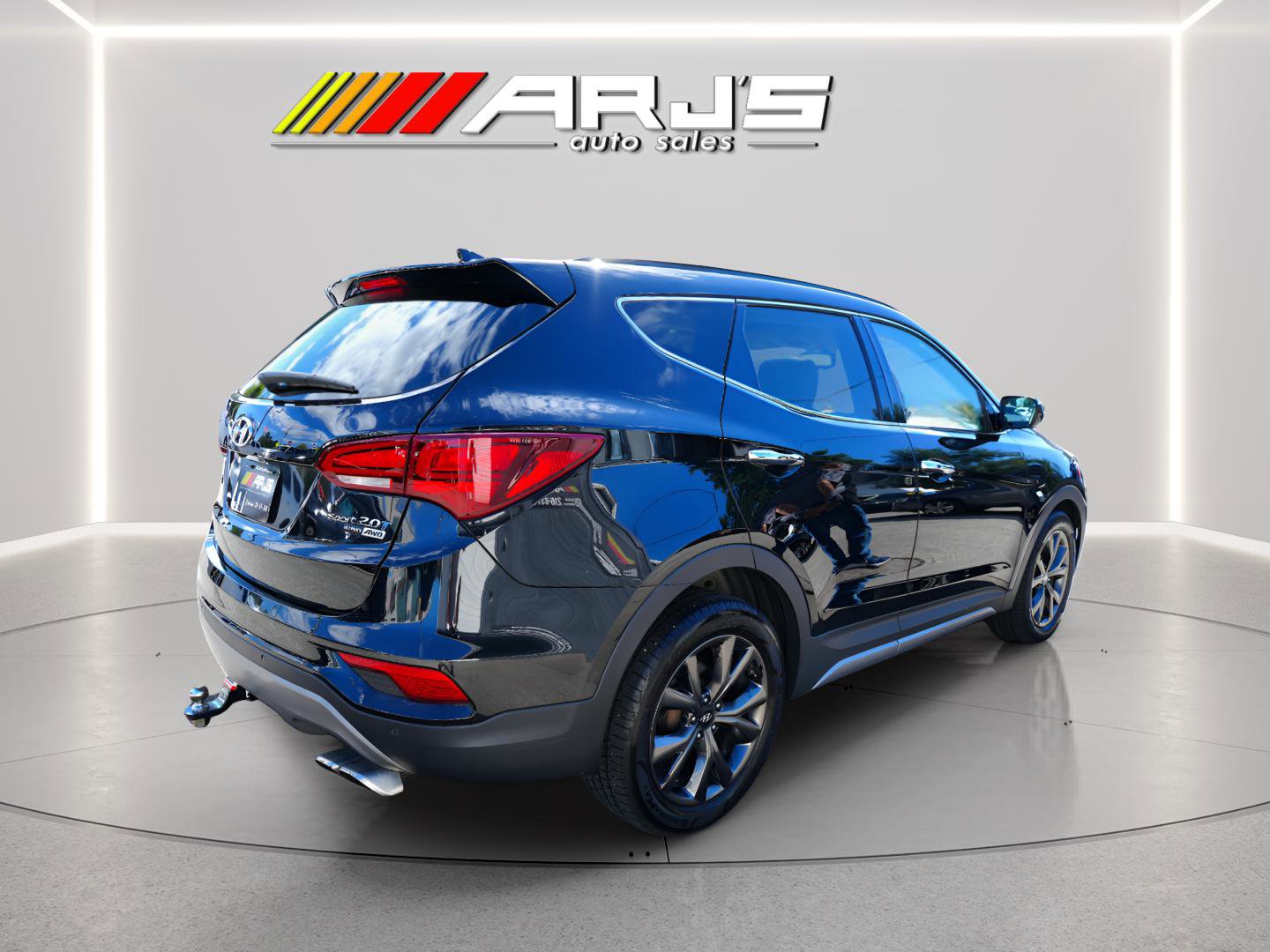 Used 2017 Hyundai Santa Fe Sport w/ Cargo Package image 5