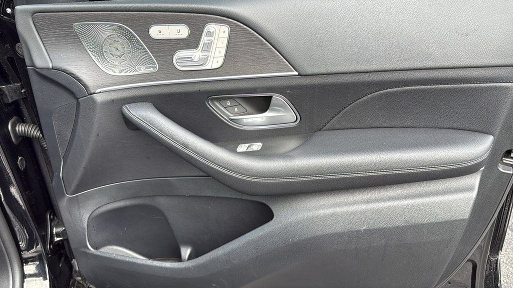 Certified 2025 Mercedes-Benz GLS 450 4MATIC image 14