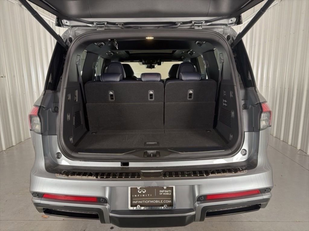Certified 2026 INFINITI QX80 4WD w/ Sport Exterior Package image 32