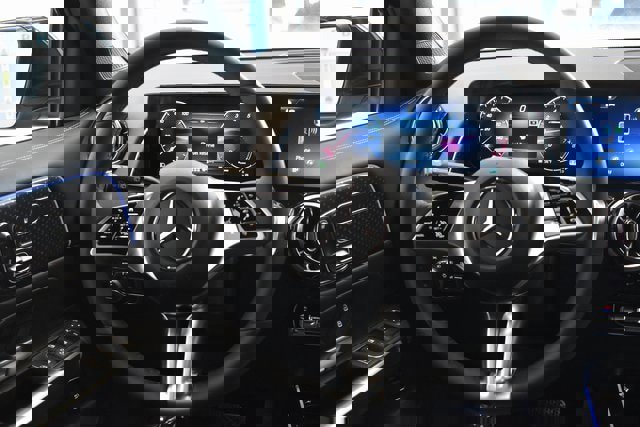 New 2025 Mercedes-Benz GLB 250 4MATIC image 25