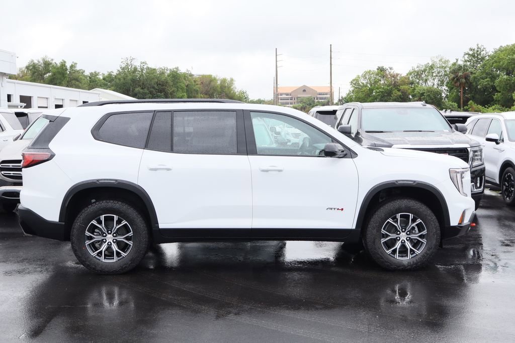 New 2026 GMC Acadia AT4 w/ Luxury Package AWD/4WD image 4