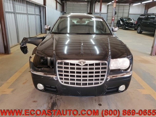 Used 2005 Chrysler 300 C image 5