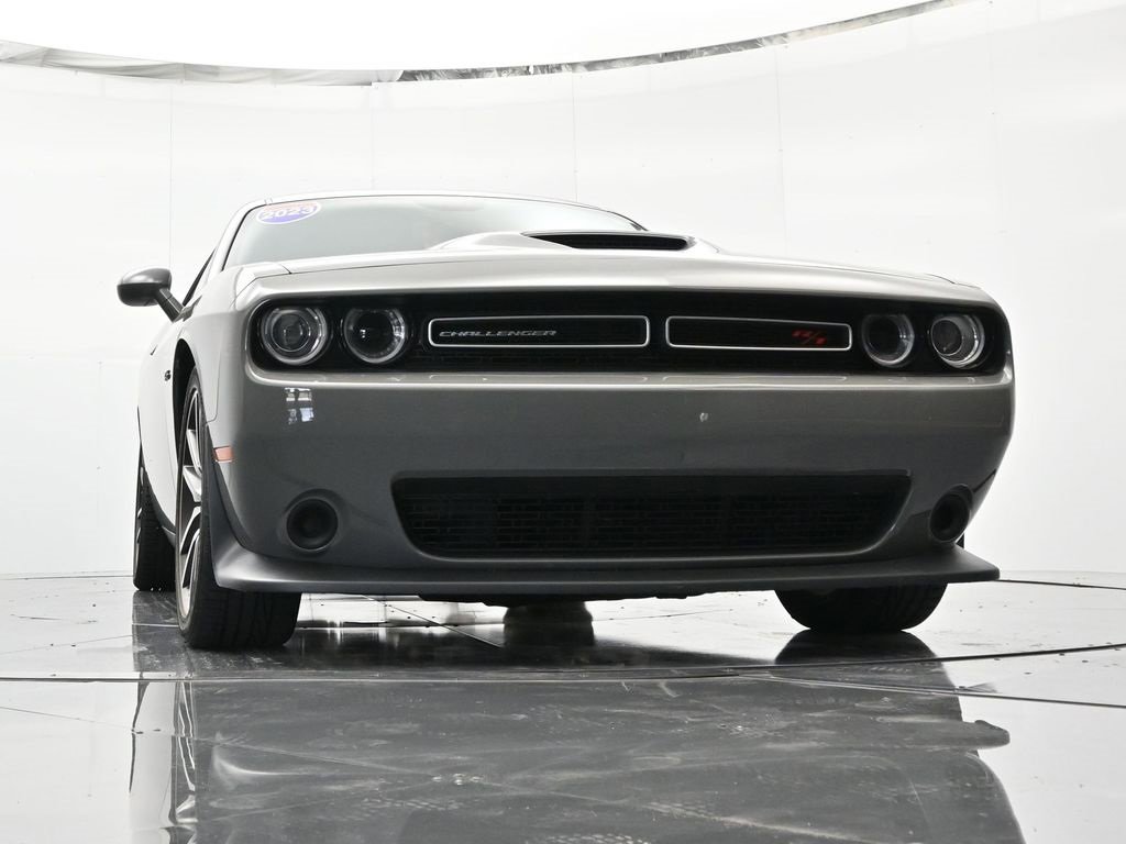 Used 2023 Dodge Challenger R/T image 39