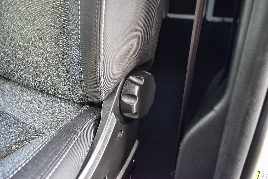 Used 2025 RAM ProMaster 2500 w/ Convenience Group image 16