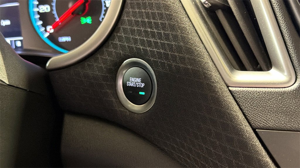 Used 2025 Chevrolet Malibu LT image 28