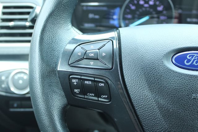 Used 2019 Ford Explorer XLT w/ Equipment Group 202A FWD image 24