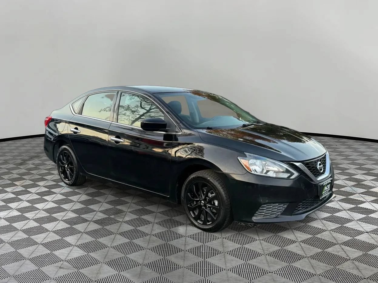 Used 2018 Nissan Sentra S w/ S Midnight Style Package FWD image 1