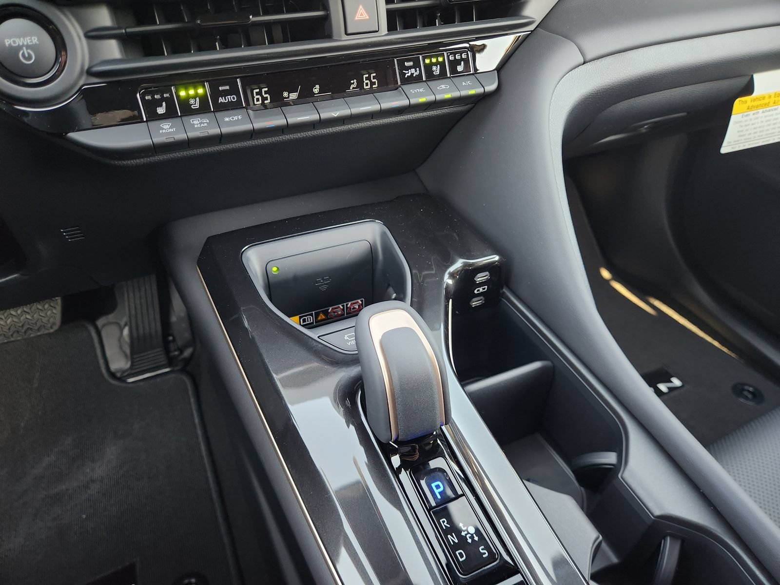 New 2026 Toyota Crown Signia AWD/4WD image 21