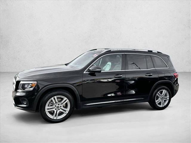 Used 2023 Mercedes-Benz GLB 250 4MATIC video 4