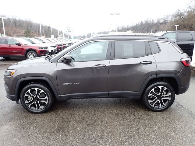 Used 2023 Jeep Compass Limited image 2