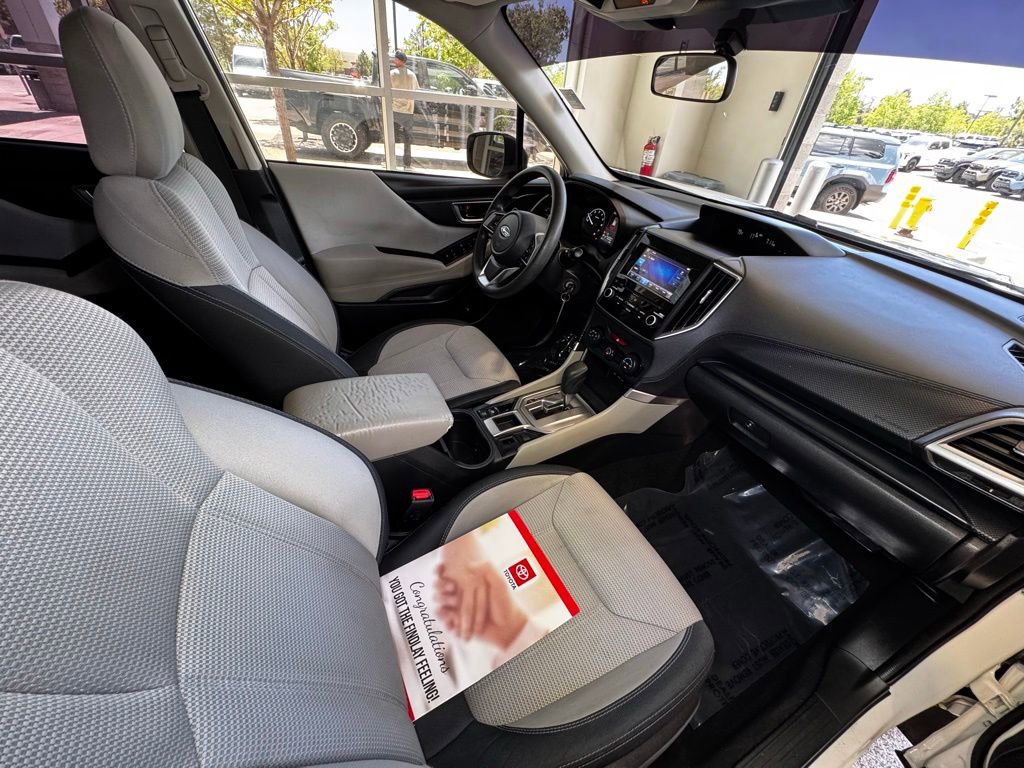 Used 2023 Subaru Forester AWD/4WD image 41