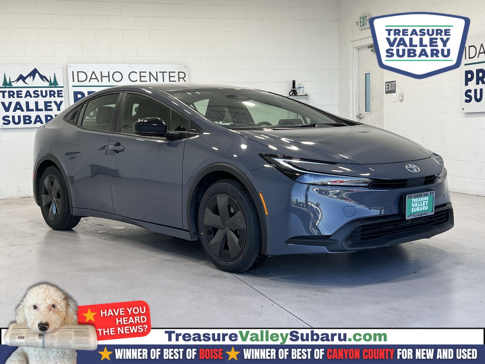 Used 2025 Toyota Prius LE FWD image 1