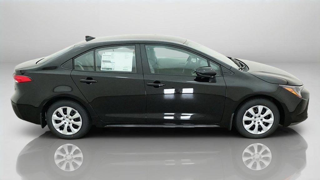New 2027 Toyota Corolla LE FWD image 11