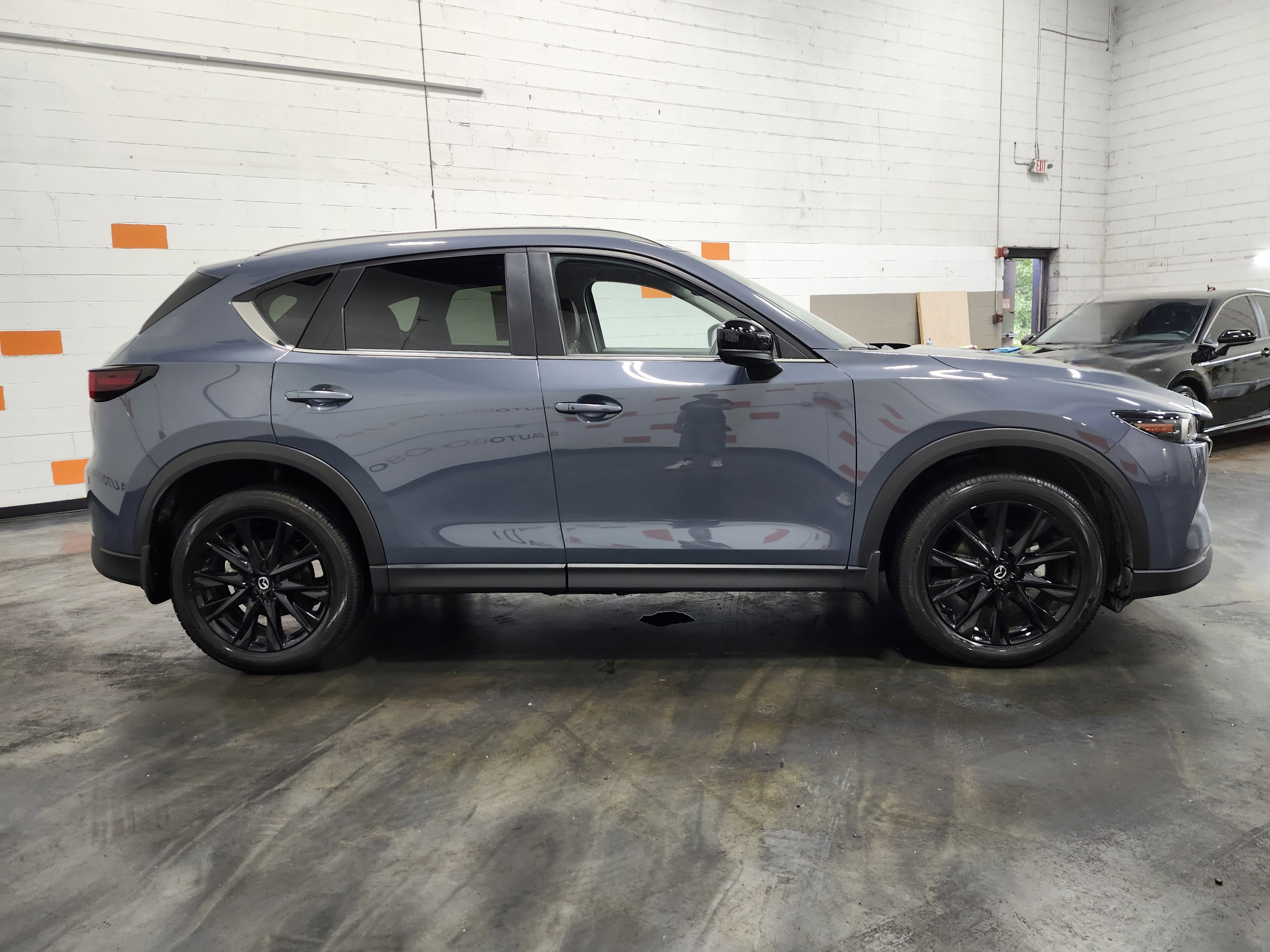 Used 2023 MAZDA CX-5 Carbon Edition image 11