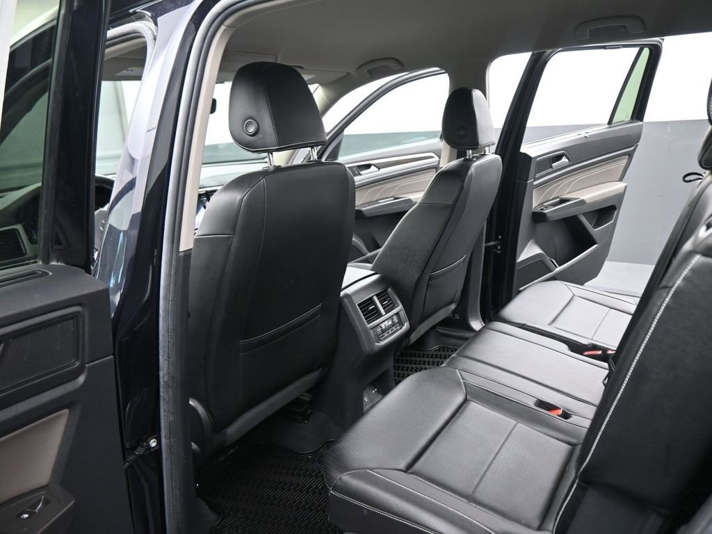 Used 2023 Volkswagen Atlas SE image 41