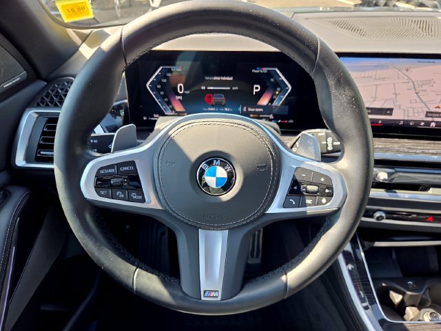 Used 2025 BMW X5 xDrive40i w/ M Sport Package AWD/4WD image 14