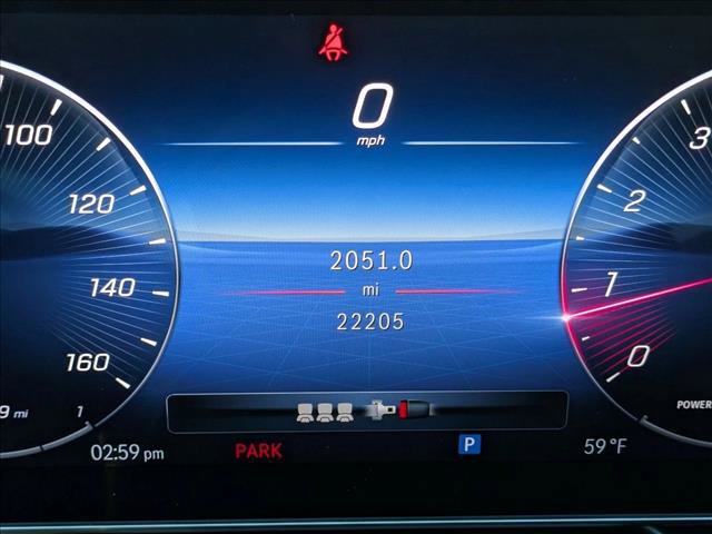 Used 2024 Mercedes-Benz GLC 300 4MATIC w/ AMG Line image 11