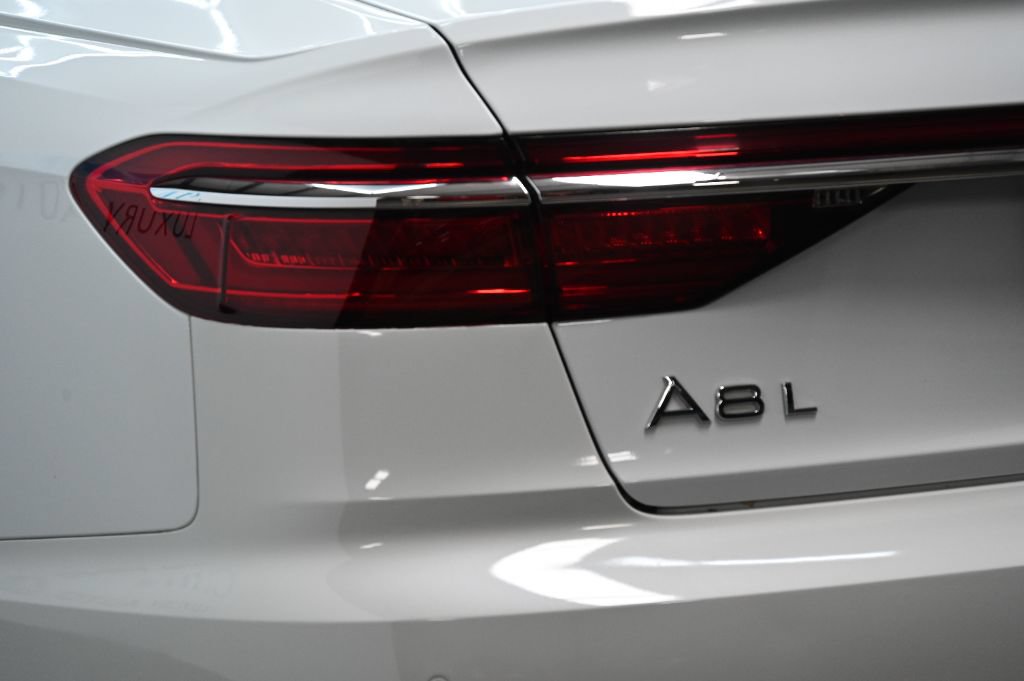 Used 2021 Audi A8 L 3.0T AWD/4WD image 12