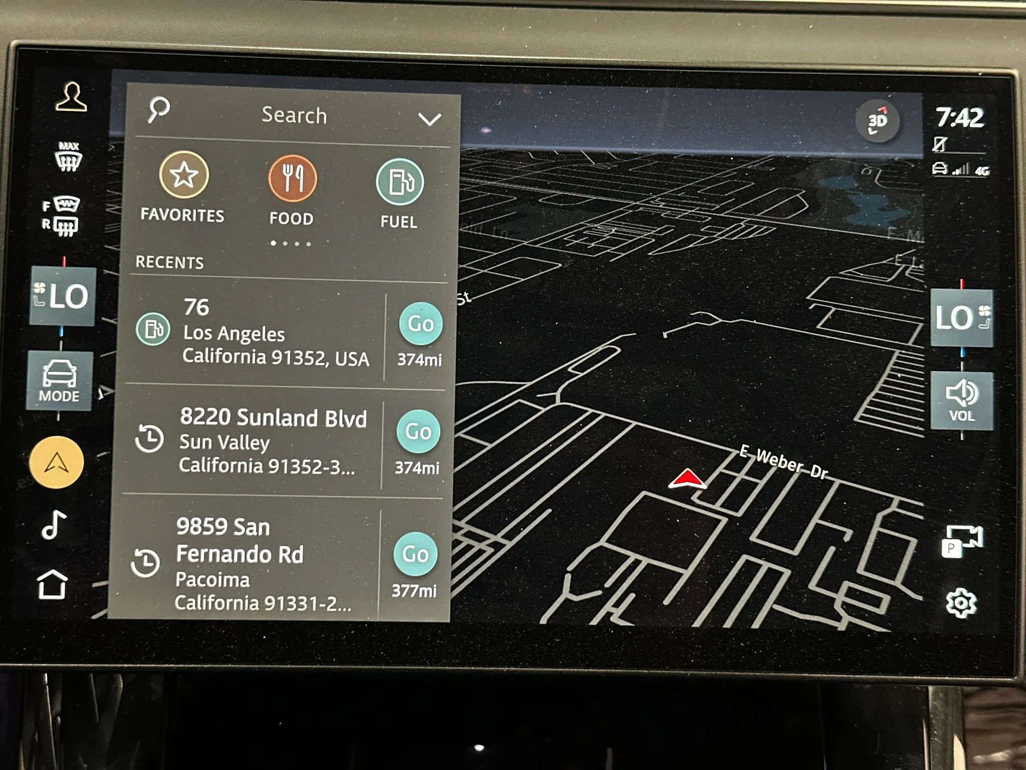 Used 2024 Land Rover Range Rover Sport SE image 37