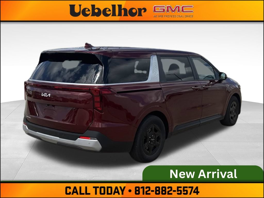Used 2025 Kia Carnival FWD image 6