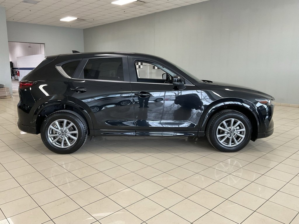 Used 2025 MAZDA CX-5 AWD 2.5 S w/ Preferred Package image 7