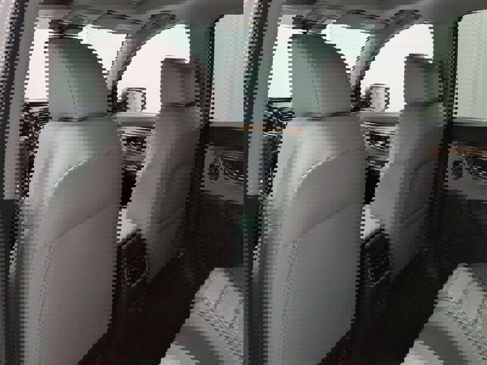 Used 2018 Honda CR-V Touring image 19