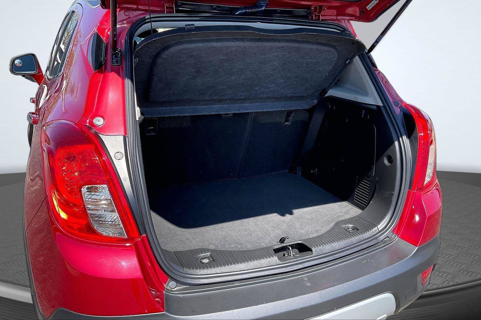 Used 2015 Buick Encore FWD image 5