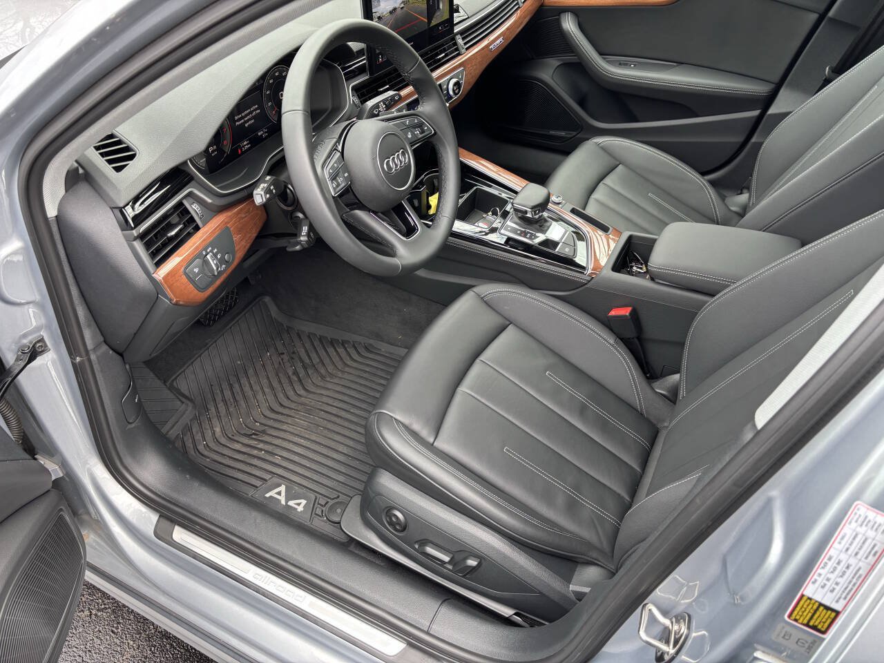 Used 2022 Audi A4 2.0T allroad Premium Plus AWD/4WD image 12