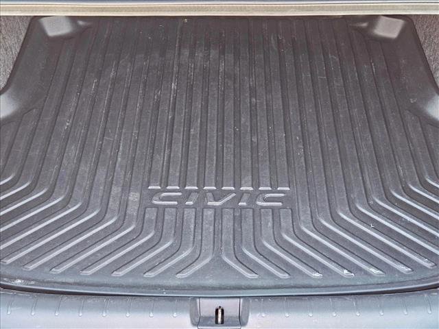 Used 2019 Honda Civic Sport image 6