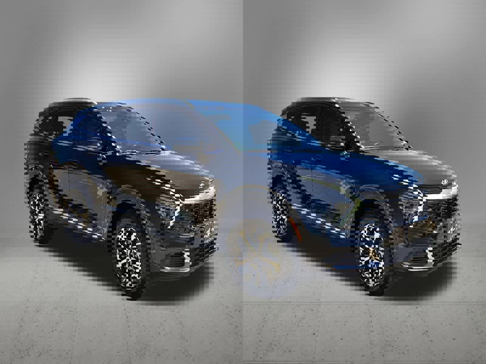 Used 2025 Kia Sportage EX image 8