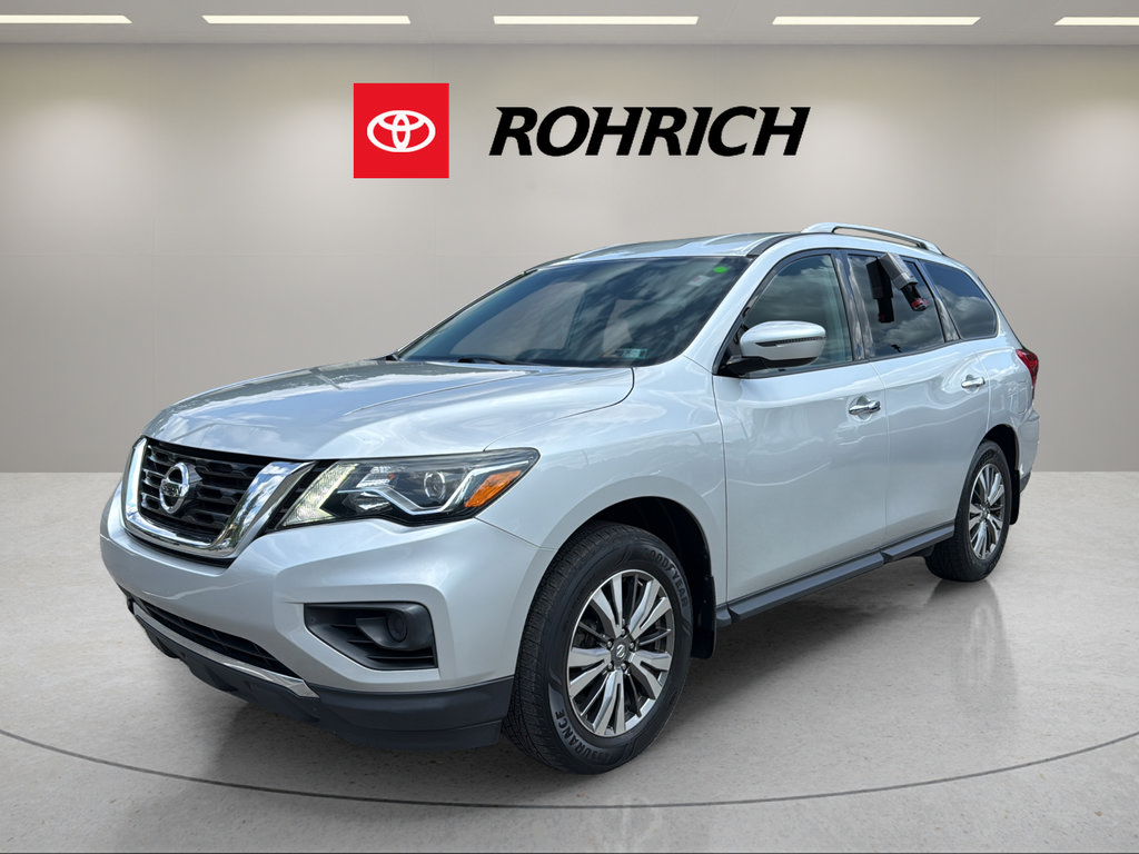 Used 2019 Nissan Pathfinder S AWD/4WD image 1