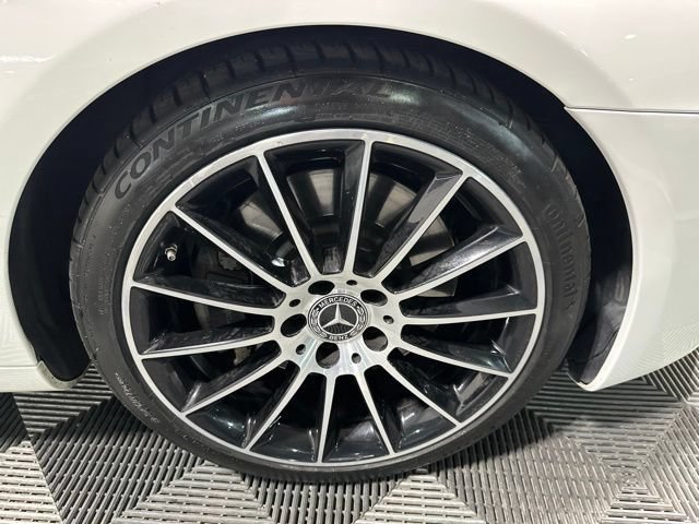 Certified 2020 Mercedes-Benz SLC 300 image 31