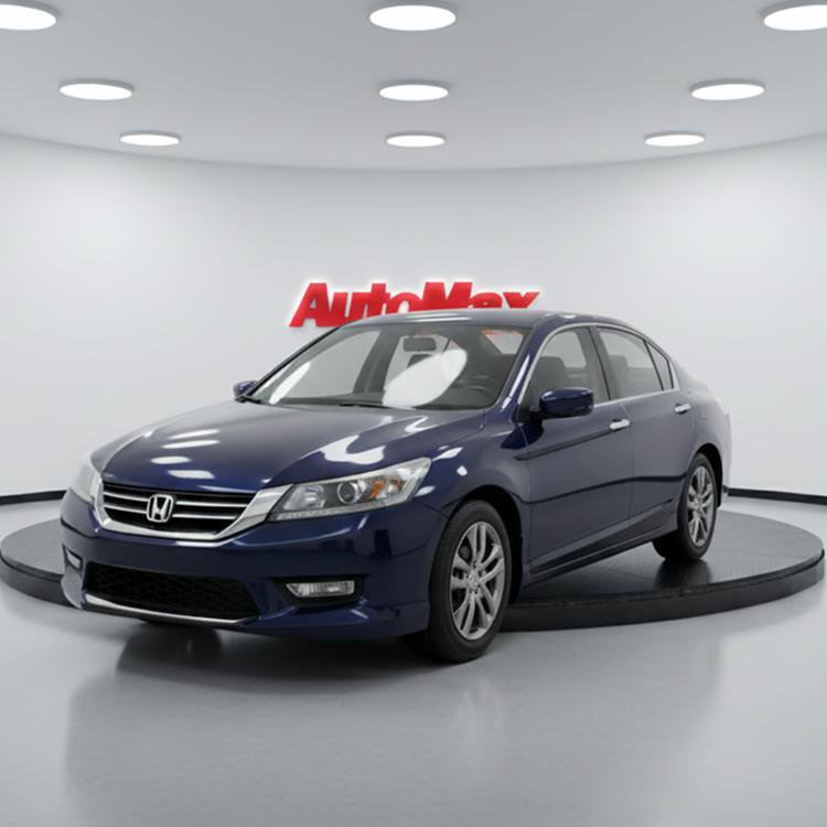 Used 2015 Honda Accord Sport image 2