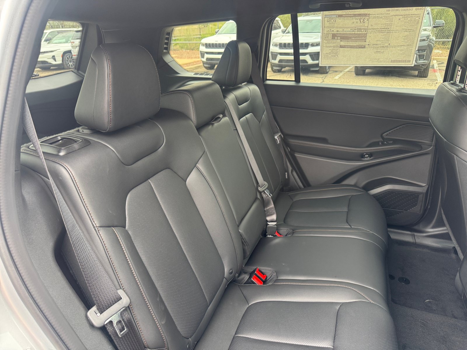 New 2026 Jeep Cherokee Limited AWD/4WD image 18