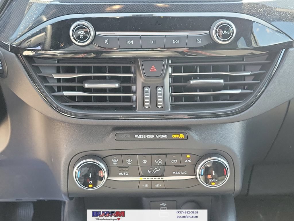 Certified 2025 Ford Escape ST-Line AWD/4WD image 26