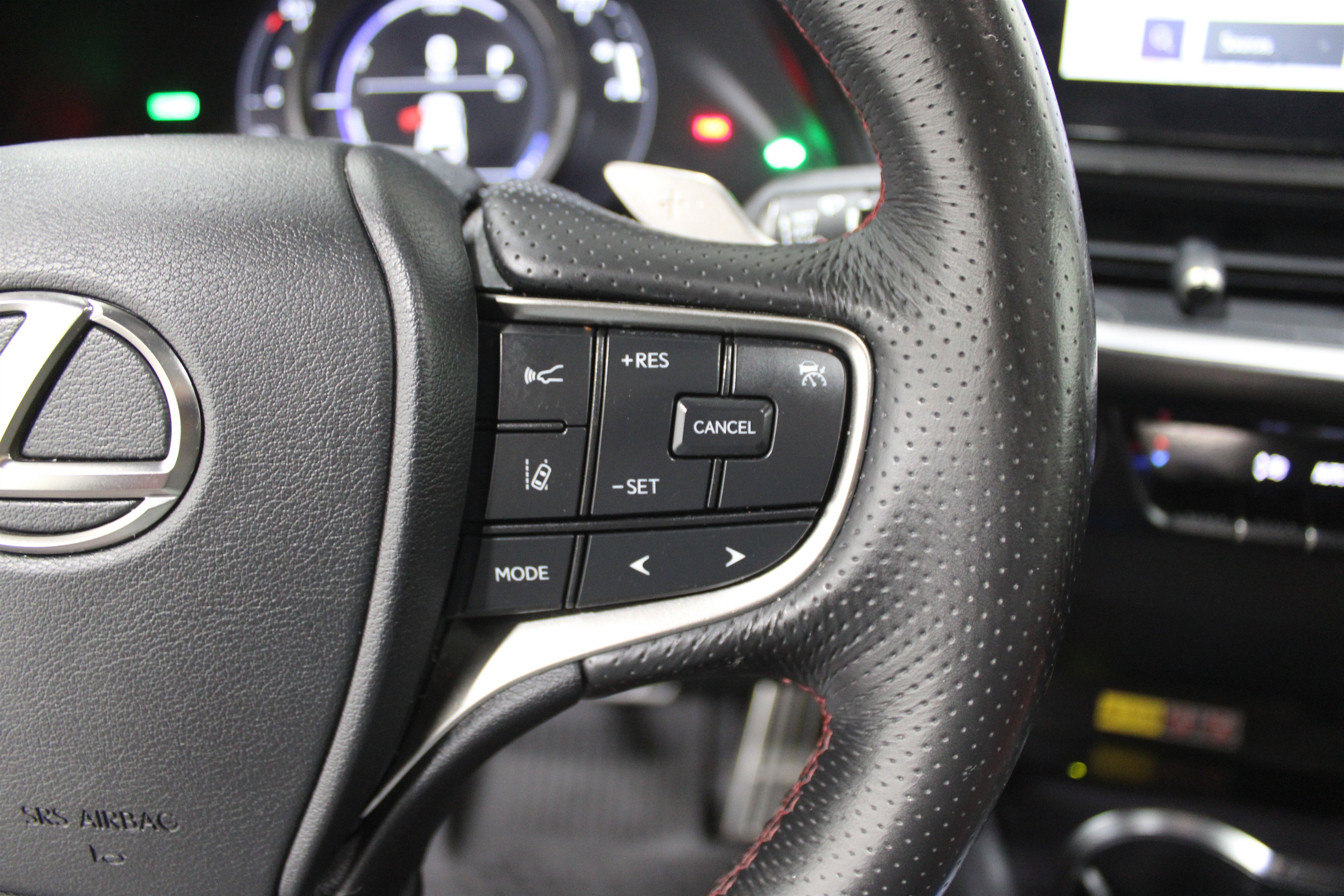 Used 2024 Lexus UX 250h F Sport image 11