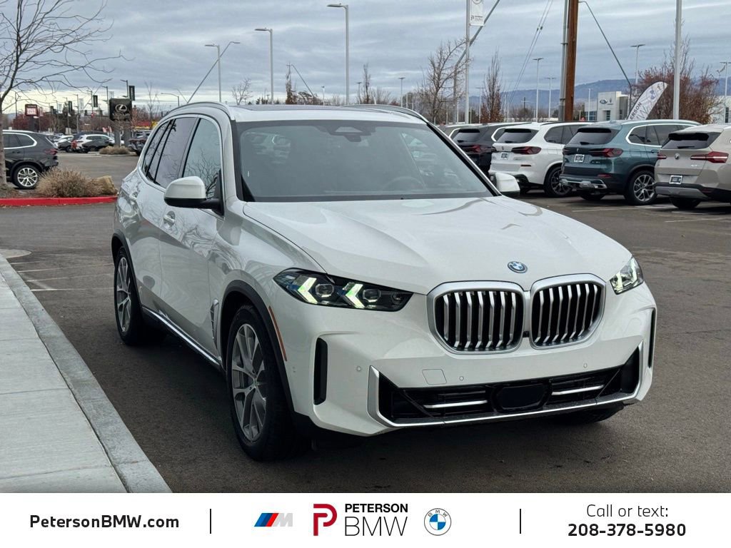 New 2026 BMW X5 xDrive50e w/ Premium Package image 9