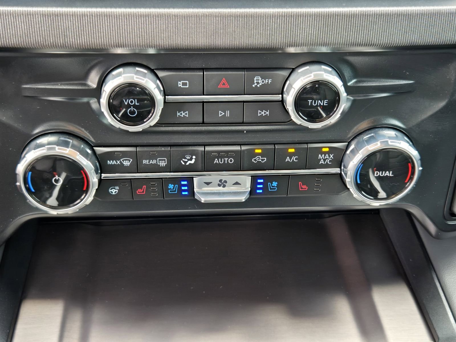 Used 2026 Ford F250 Platinum image 17