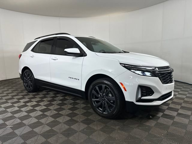 Used 2022 Chevrolet Equinox RS image 2