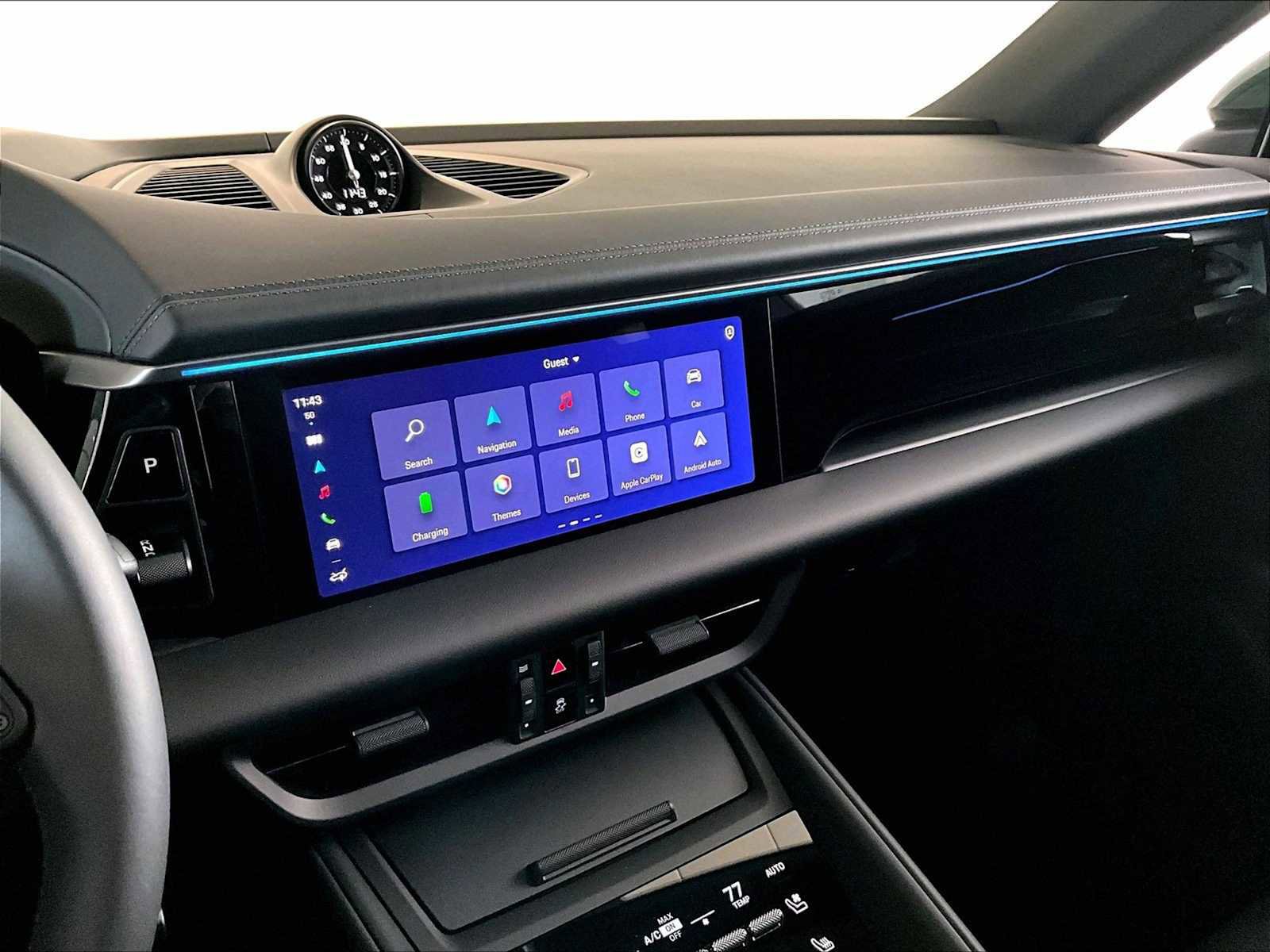 Used 2025 Porsche Macan 4S Electric image 19