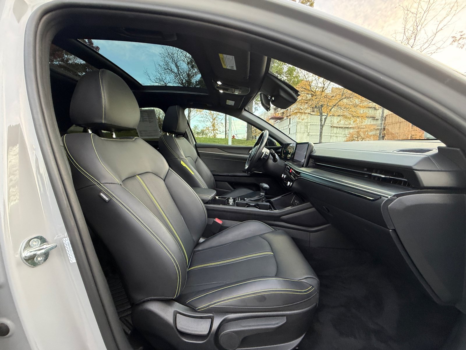 Used 2025 Kia K5 GT FWD image 29