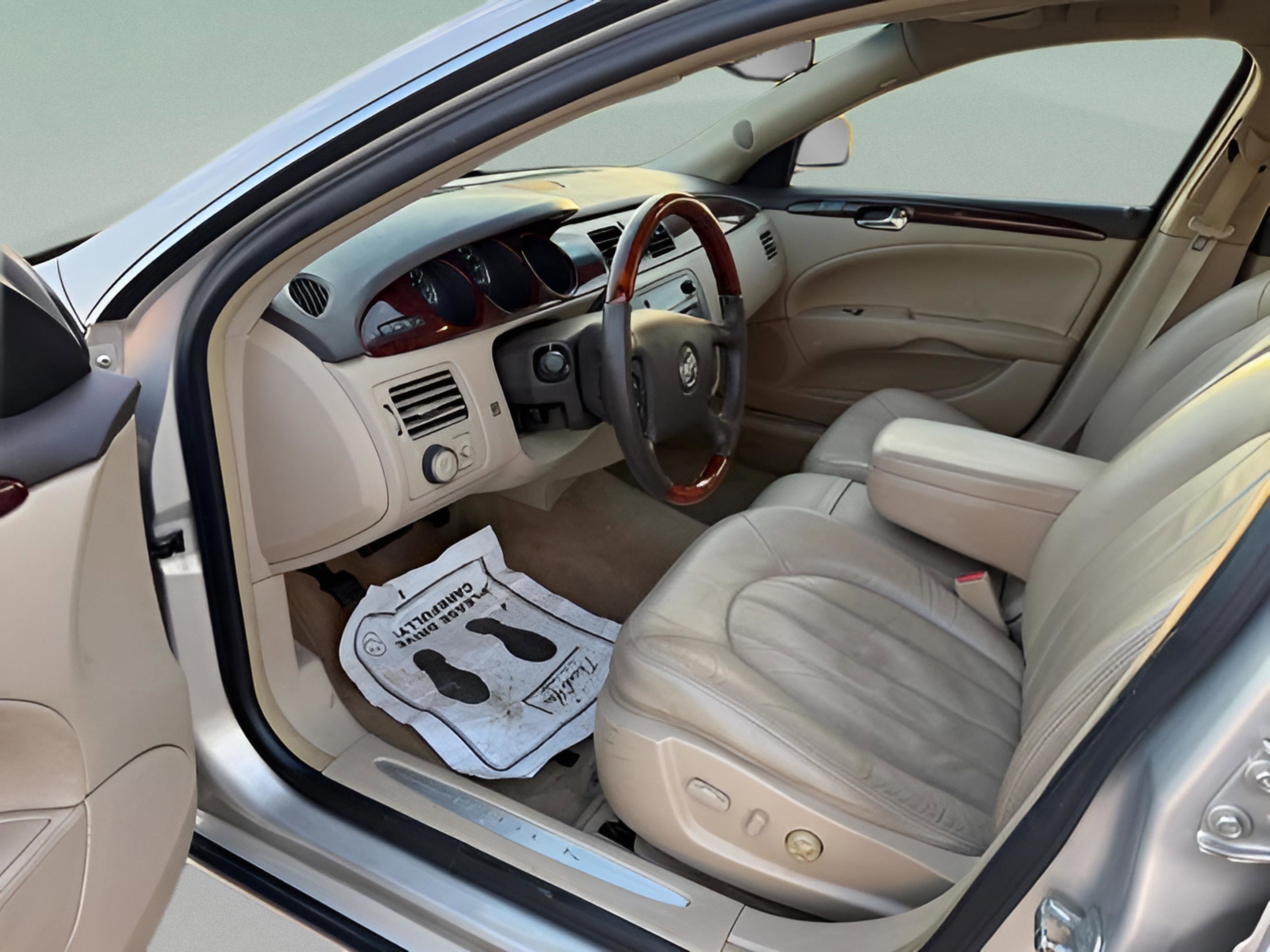 Used 2008 Buick Lucerne CXL w/ Driver Confidence Package FWD image 9