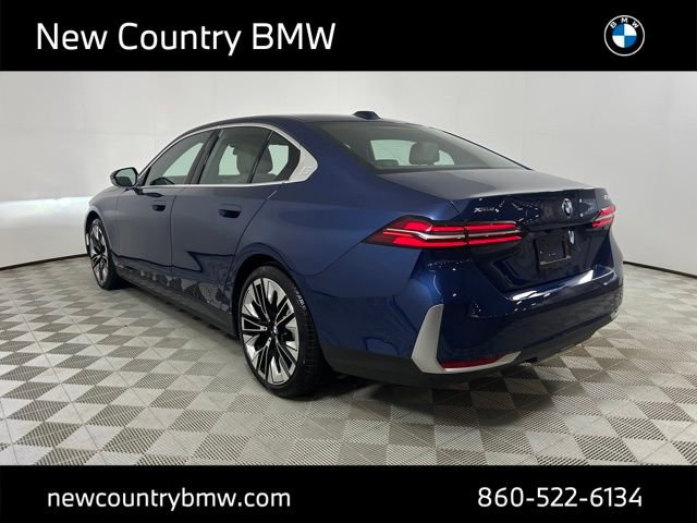 Certified 2026 BMW 530i xDrive w/ Premium Package image 5