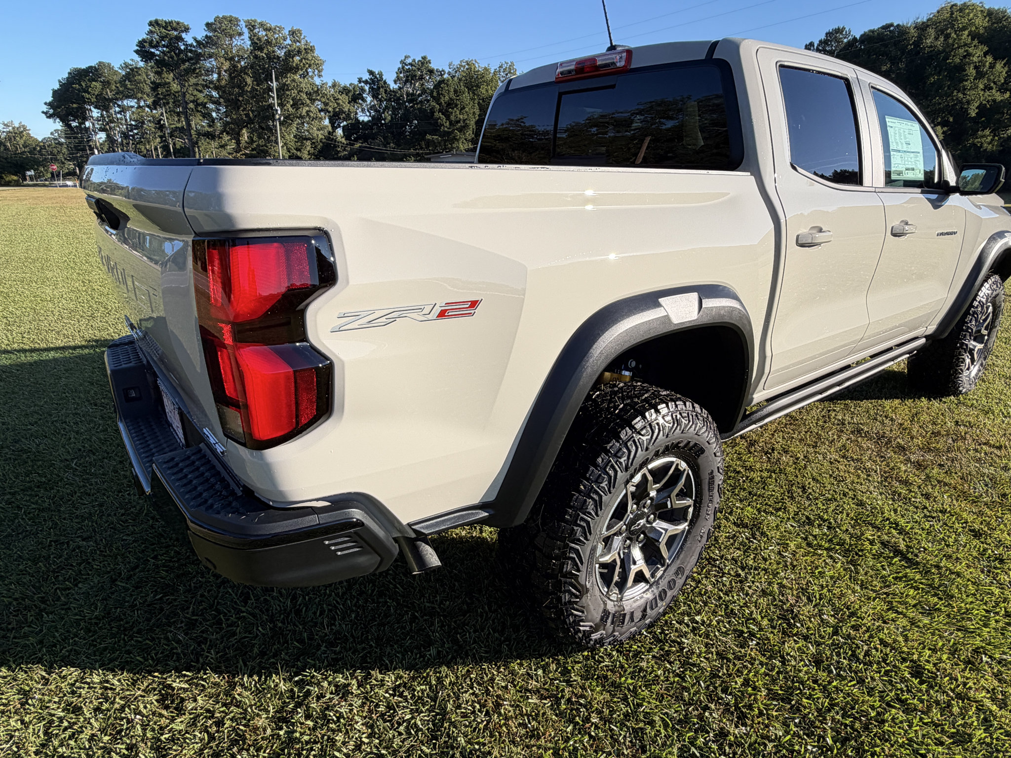 New 2026 Chevrolet Colorado ZR2 AWD/4WD image 28