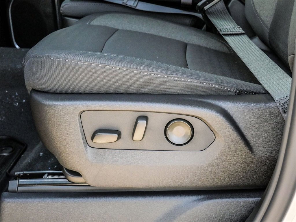 New 2026 GMC Sierra 3500 SLE w/ Preferred Package image 29