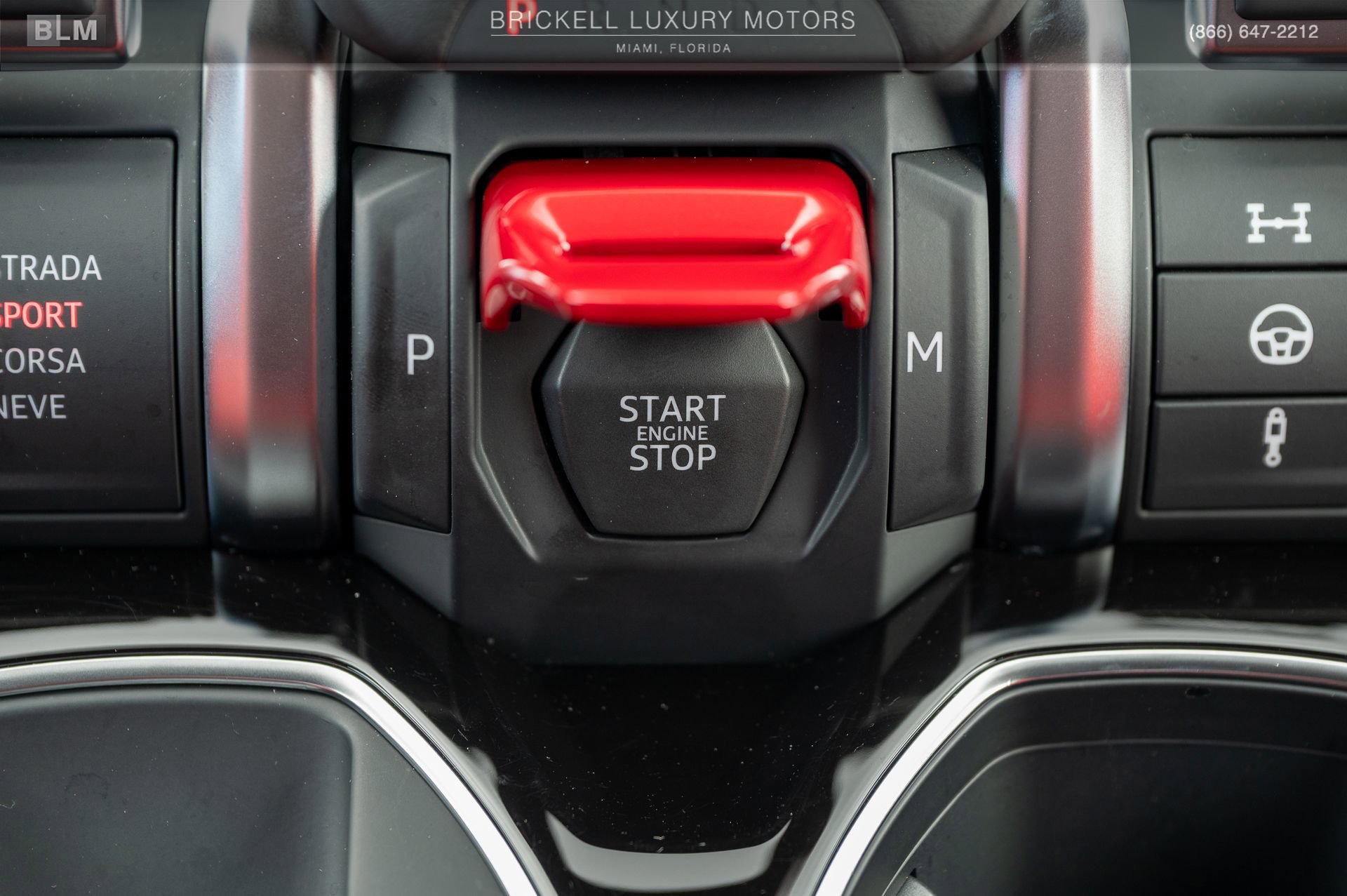 Used 2022 Lamborghini Urus image 28